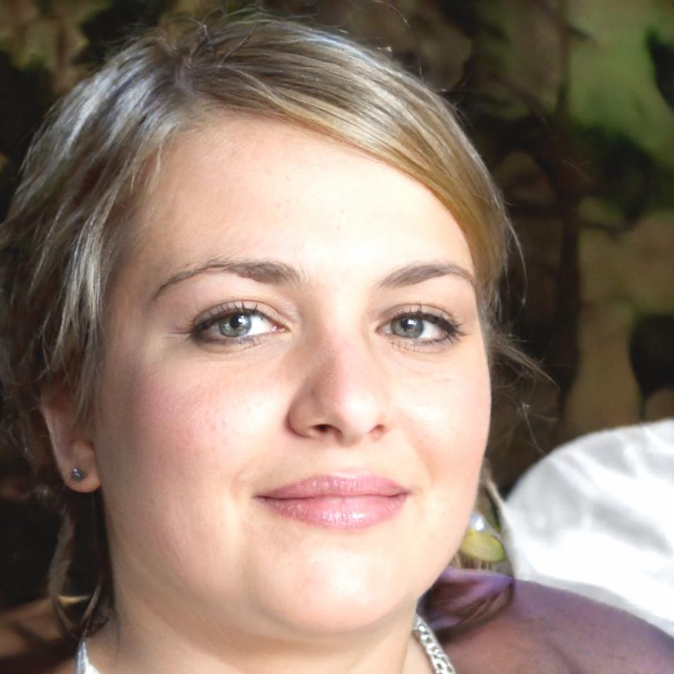 Andreea Popescu, specialist în modelarea financiară